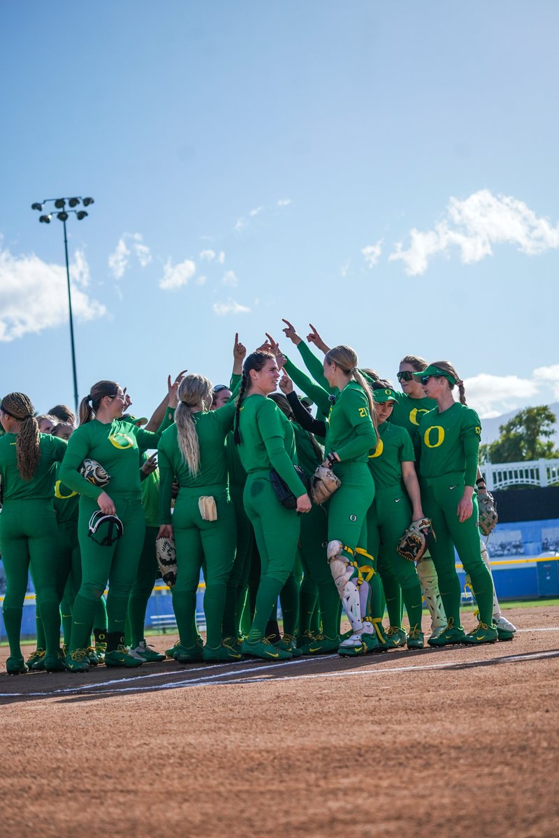 Oregon Softball tweet media