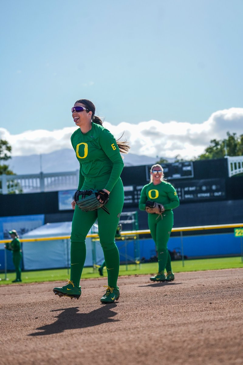 Oregon Softball tweet media