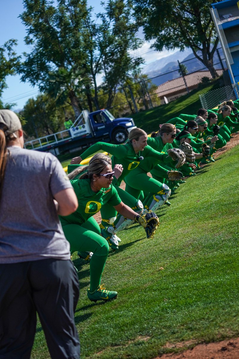 Oregon Softball tweet media