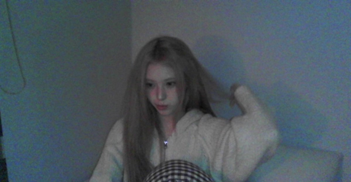 oddyouth_offcl's tweet image. [💛]
먕

#마야 #MYAH 
#ODDYOUTH #오드유스 
#Play_with_us