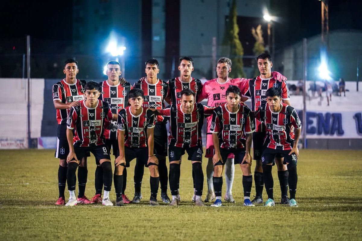 AtenasRioCuarto's tweet photo. #Amistoso

Victoria del Albo!

Atenas 2 (Ezequiel Morales y Genaro López) Ateneo 0 https://t.co/mXtzJD91bO