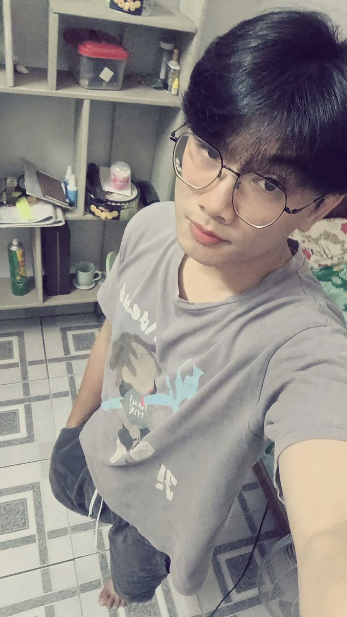 trai Dep Bình Dương tweet media