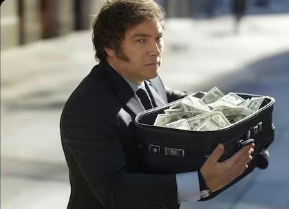 🚨AHORA🚨Escándalo. Javier Milei acaba de comunicarse con Gobernadores y Diputados, les está ofreciendo de manera desesperada obra pública (autopistas, rutas, circunvalaciones, etc) para sostener artículos claves de la reforma laboral contra los trabajadores. Las coimas de Milei.