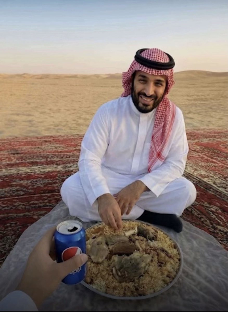 bin_nahit's tweet photo. @hyalkfh صياحك طرب يابنت اليهوووود ووالدينك كلهم تحت رجل الجندي السعودي الشريف يابنت الكلااااااااب 🤪🤪🤪🤣🤣🤣 https://t.co/ZUjMB8yjjR