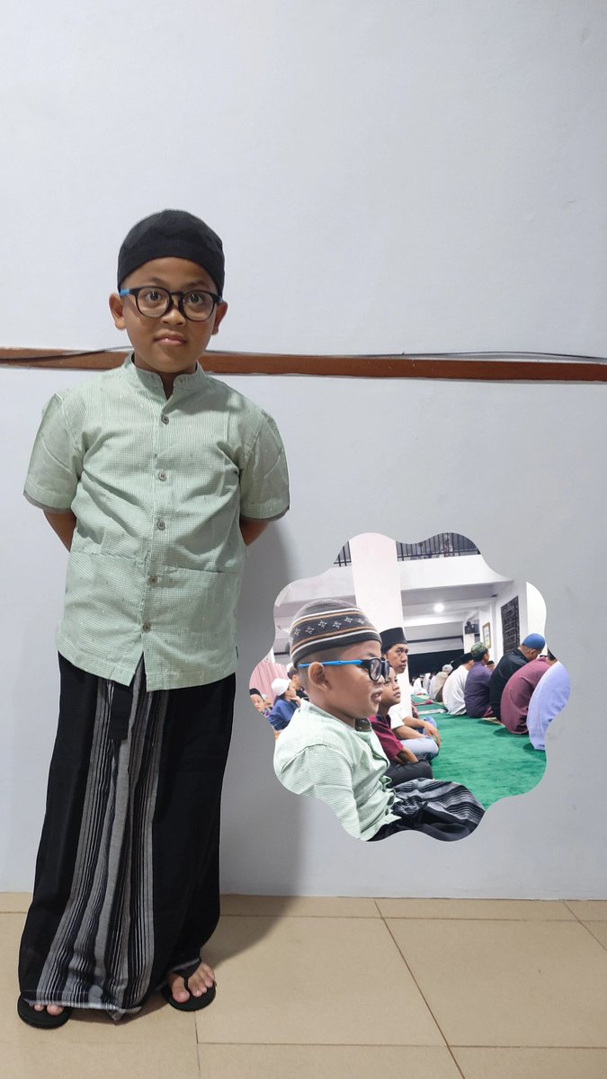darksweetone's tweet photo. Alhamdulillah tadi malam #18.02.26 adalah hari oertama el sholat taraweh. 

semangat belajar puasanya ya boy.. 

I love u to the moon and back as always 💋 -Mom- https://t.co/BlyaX2k8Um