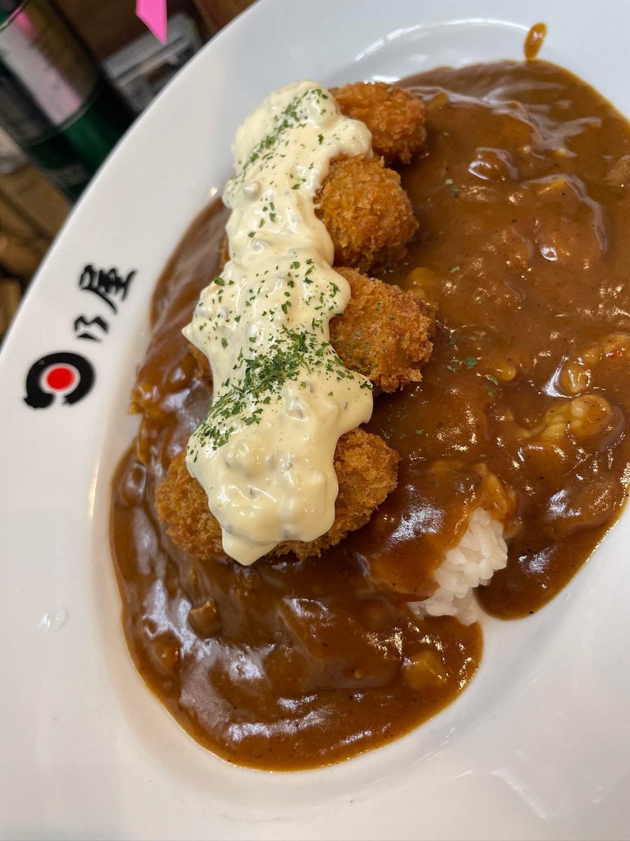 hinoyahatsudai's tweet photo. 日乃屋カレー初台店、
本日も22:00まで元気に営業ちゆ！

カキフライに自家製タルタル、旨し！

#日乃屋カレー
#日乃屋カレー初台店 https://t.co/pKWgxmGUtD