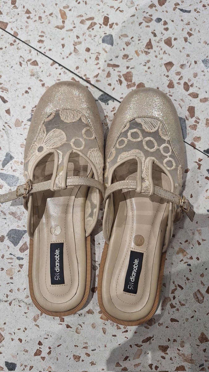 niar 🌸 tweet media