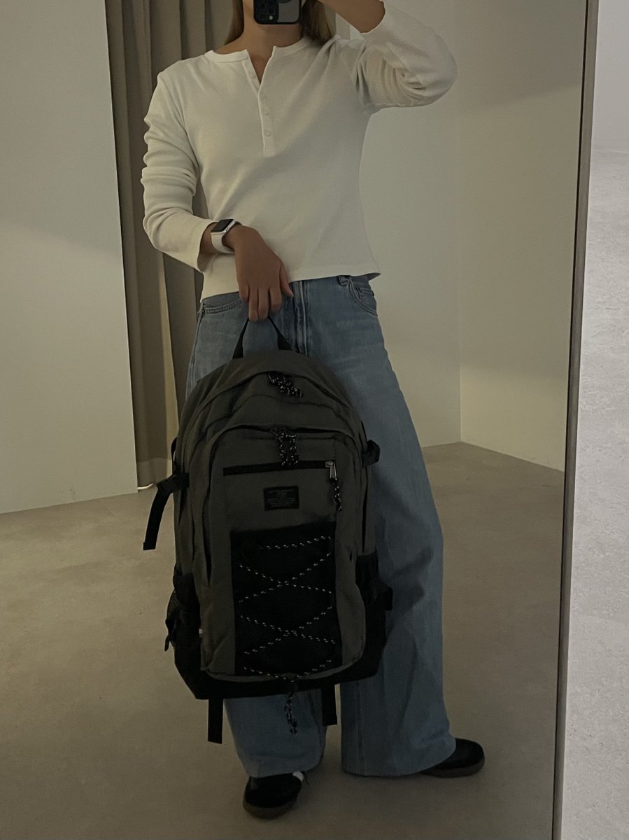 bsp11_11's tweet photo. ZOZOTOWNで買えるプチプラアイテムでつくる
スタッフのリアルコーデを発信中🌿

今すぐ真似できる着回しや、 
季節に合わせたコーデをご紹介しています！

気になるアイテムは投稿からチェック✔
ぜひお買い物の参考にしてください👀

https://t.co/Tc9D2bqHL1 #WEARコーデ https://t.co/TALX6VznrY