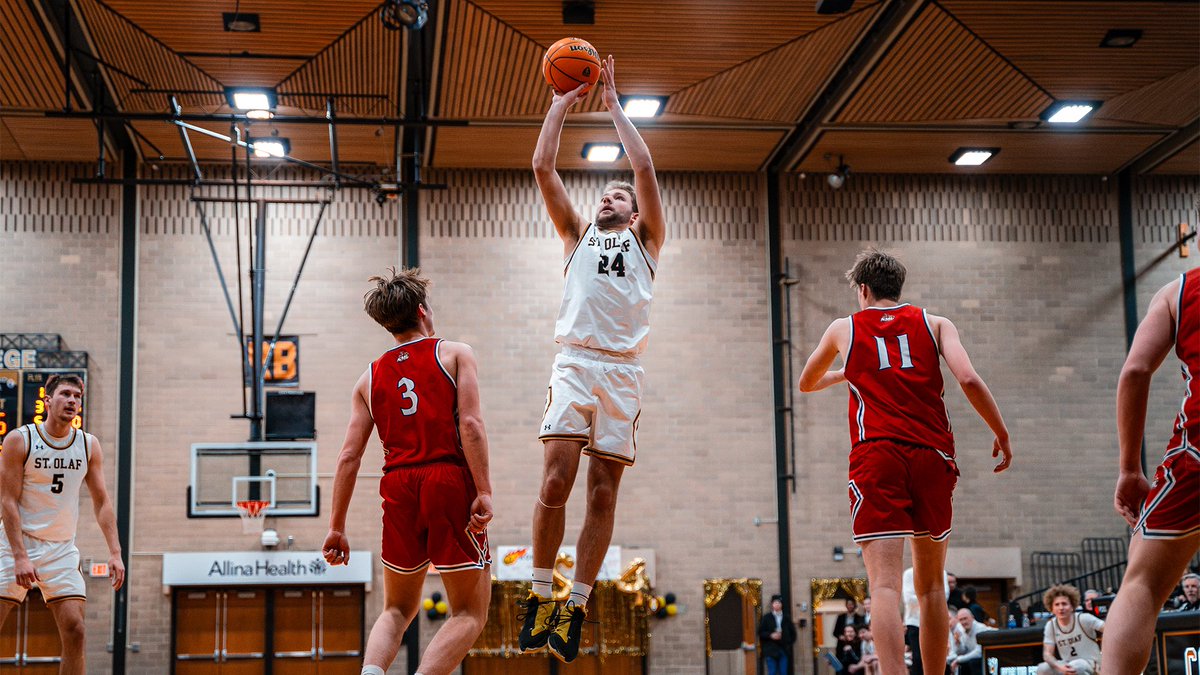 St. Olaf Athletics tweet media