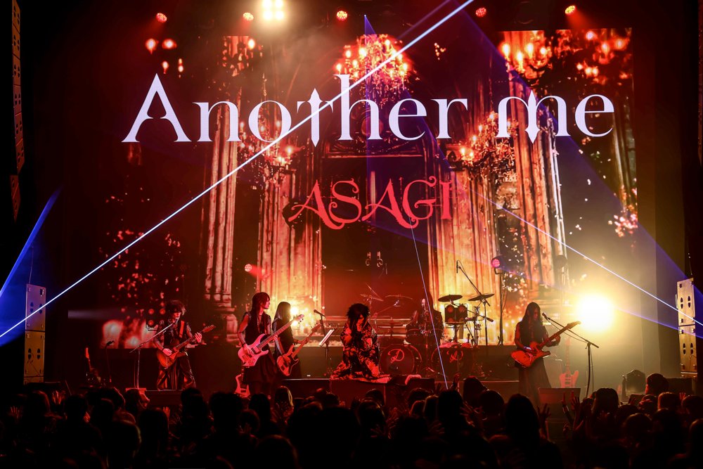 Visualive tweet media