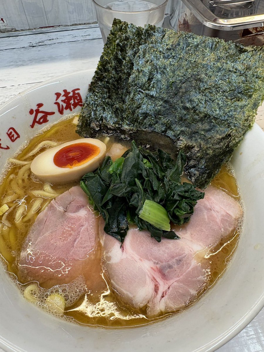m__k86239's tweet photo. 二代目 らーめん 谷瀬家

待ちなし
特性ラーメン
家系の中でもあっさりして美味しかった。

 #ちーカワらーめん日記 https://t.co/yLODefevhF