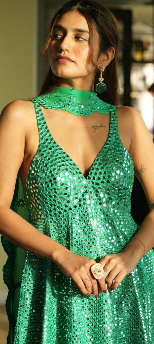 StarletX tweet media