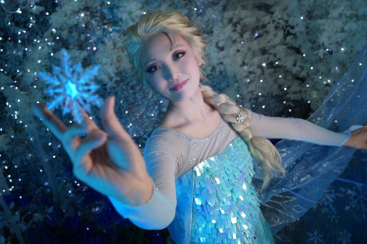 shi_y_u0101's tweet image. 𝕊𝕥𝕒𝕟𝕕𝕚𝕟𝕘 𝕗𝕣𝕠𝕫𝕖𝕟
𝕀𝕟 𝕥𝕙𝕖 𝕝𝕚𝕗𝕖 𝕀'𝕧𝕖 𝕔𝕙𝕠𝕤𝕖𝕟
𝕐𝕠𝕦 𝕨𝕠𝕟'𝕥 𝕗𝕚𝕟𝕕 𝕞𝕖
𝕋𝕙𝕖 𝕡𝕒𝕤𝕥 𝕚𝕤 𝕒𝕝𝕝 𝕓𝕖𝕙𝕚𝕟𝕕 𝕞𝕖
𝔹𝕦𝕣𝕚𝕖𝕕 𝕚𝕟 𝕥𝕙𝕖 𝕤𝕟𝕠𝕨

。°.。❅ 𓈒◌°.。゜.❅𓈒◌

📷@shikishima_028 
Studio @comuya_com 

 #D仮装  #Frozen  #エルサ