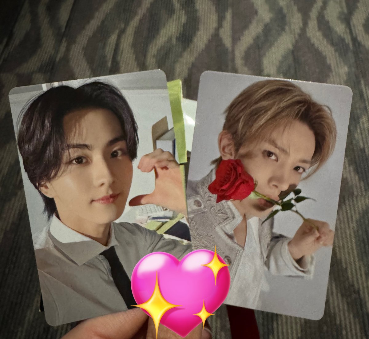 __ooOO_23's tweet photo. ENHYPEN House of Vampire トレカ 交換 嫉妬 信頼

譲➡️ヒスン　ジョンウォン

求➡️同種ソンフン

お気軽にお声掛けください🎀

郵送も可能ですが、できれば12時からの回が終わり次第、現地で交換していただける方優先させていただきたいです。

 #ENHYPEN交換 https://t.co/VklhU2ON7F