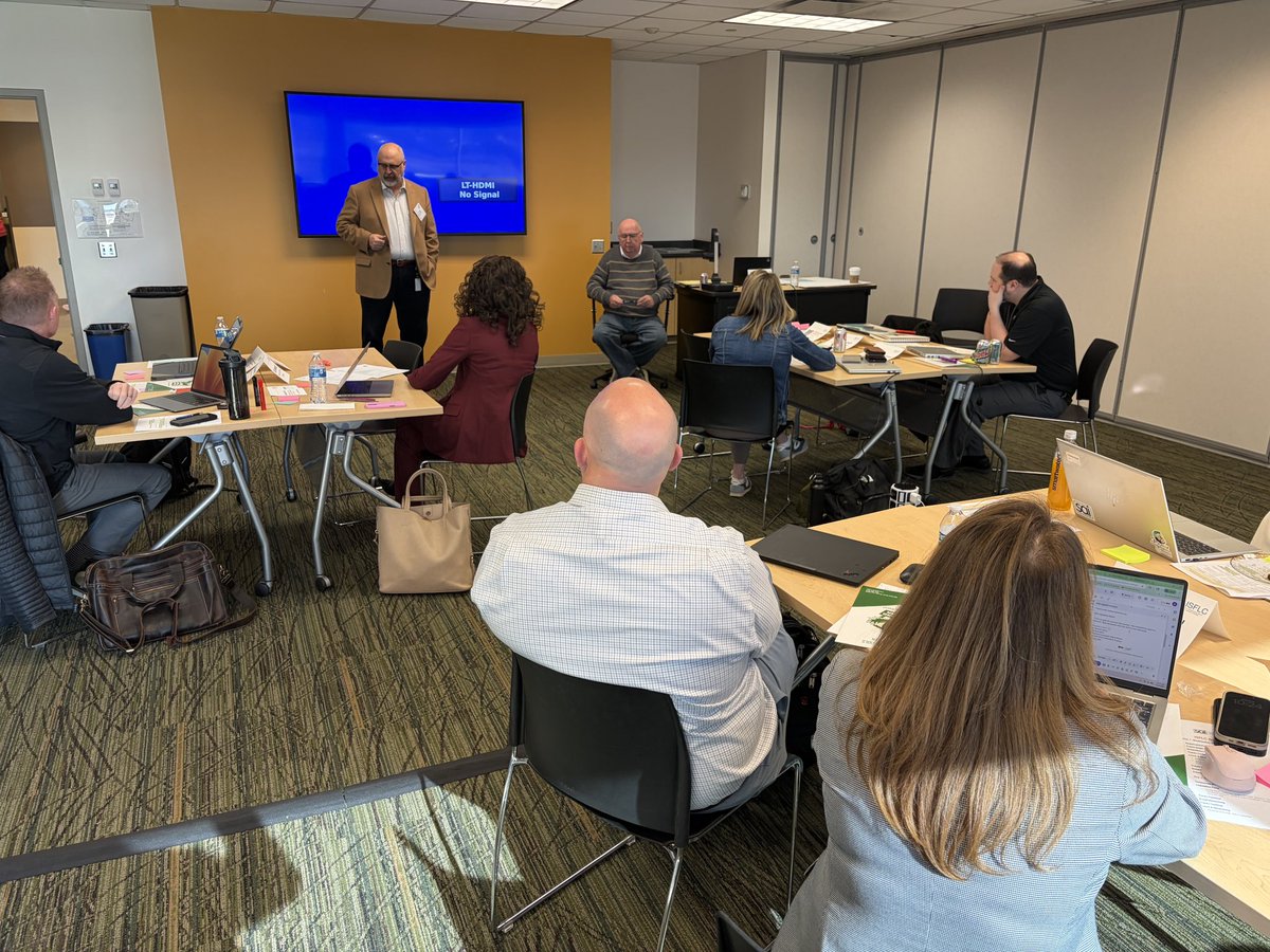 Mark Lane tweet media