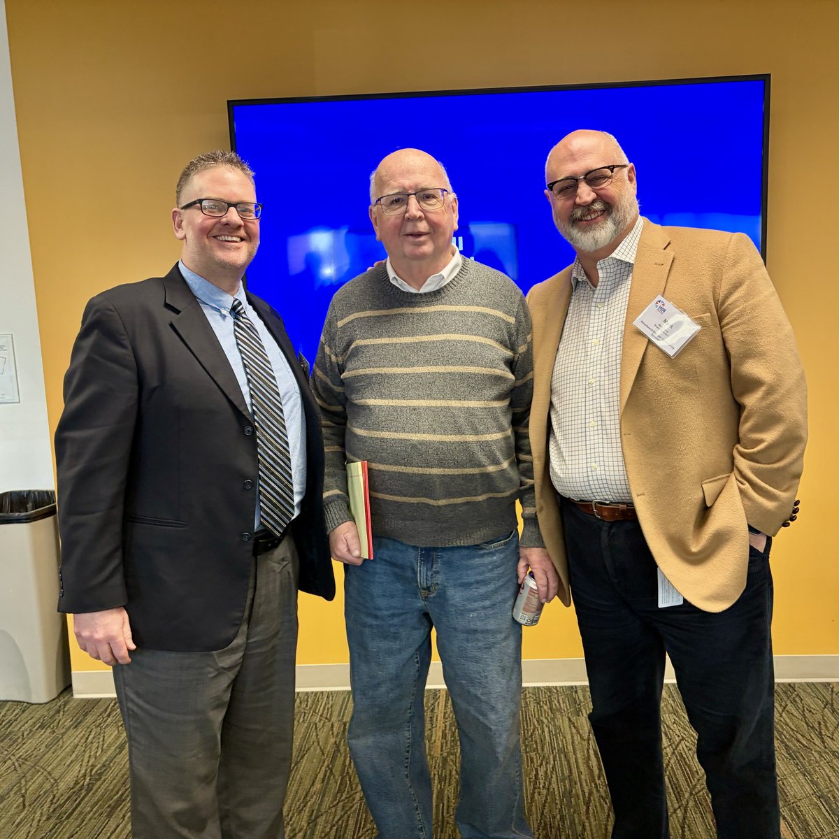 Mark Lane tweet media