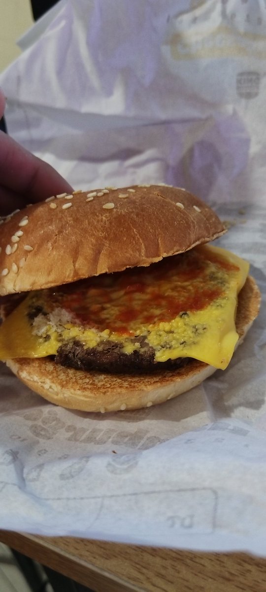 HDComicsHDC's tweet photo. No te pases de verga Burguer King 🤣🤣🤣🤣 https://t.co/paR55H7Szs