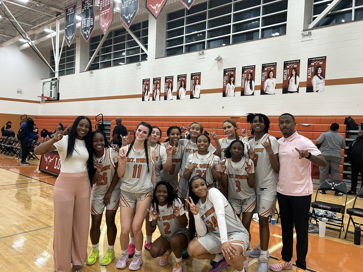 Jocelyn Cook tweet media