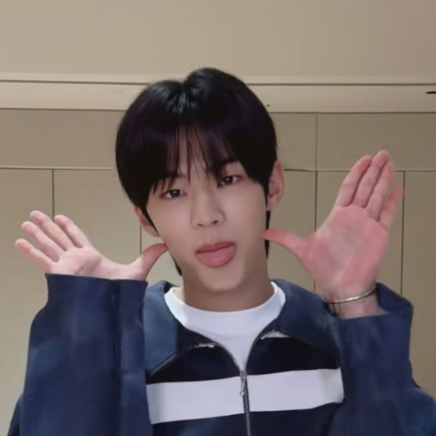 앙탈권위자 tweet media