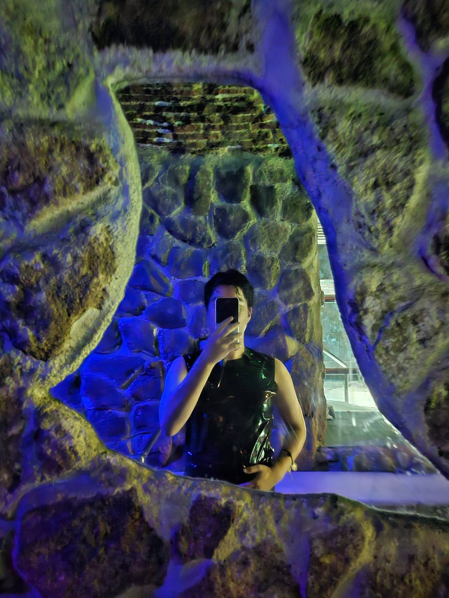 RubberKo tweet media