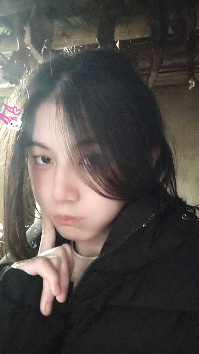 JLGeasy1's tweet photo. OK啊年后装扮，关于（昨天走亲戚的时候，一堆亲戚说我家怎么多了个闺女，我爸喝醉了说可惜生下来是个男孩😭😭） https://t.co/wcqHyP3Eho