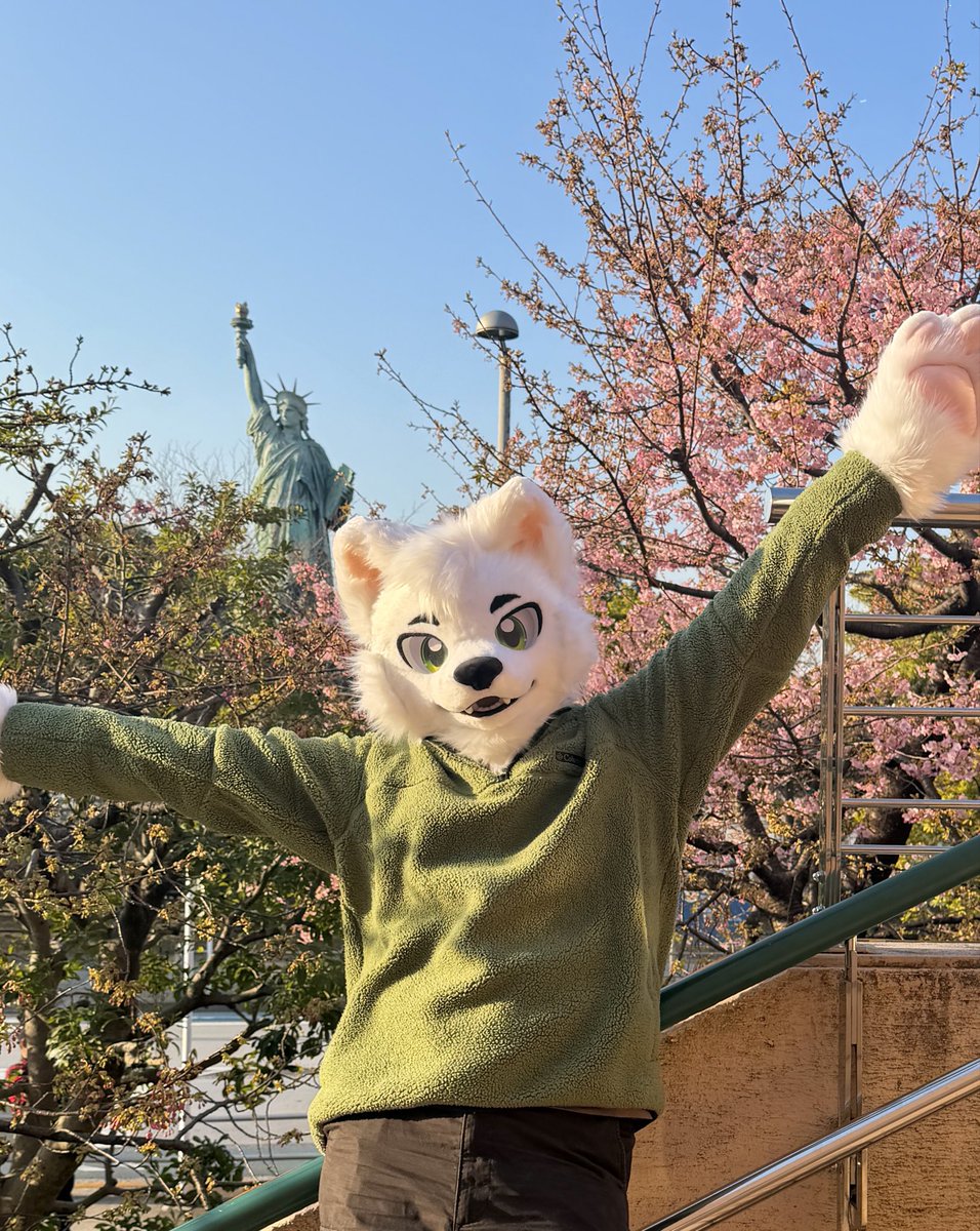 greg 🔜Hi-Furry tweet media