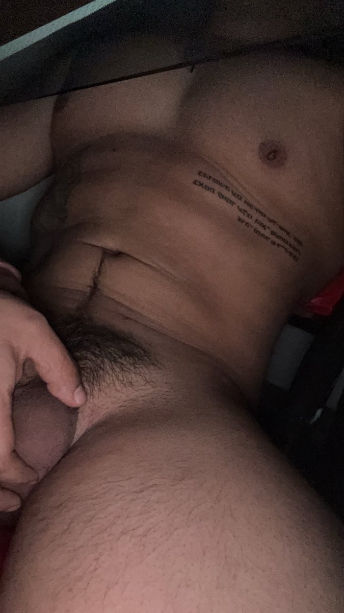 luisrtaz's tweet photo. No des click a esta imagen 🔞 https://t.co/PShphXR5f1