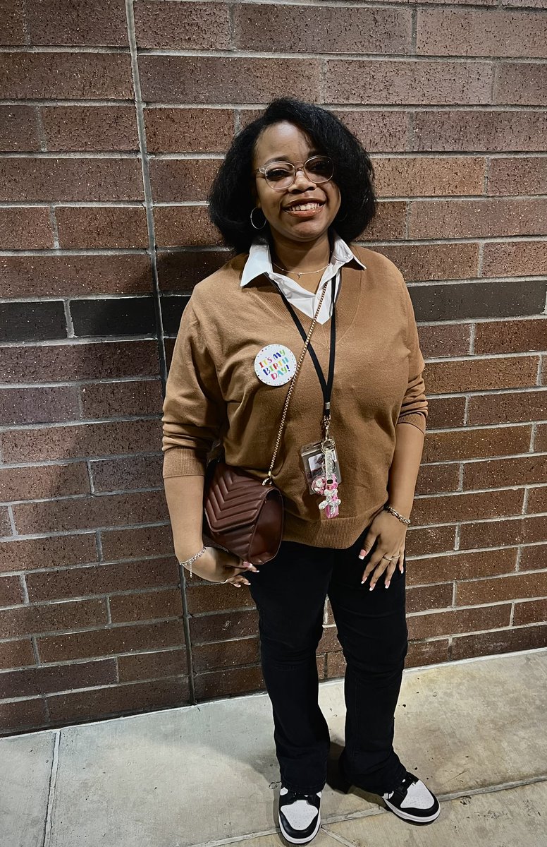 Miesha Medford tweet media