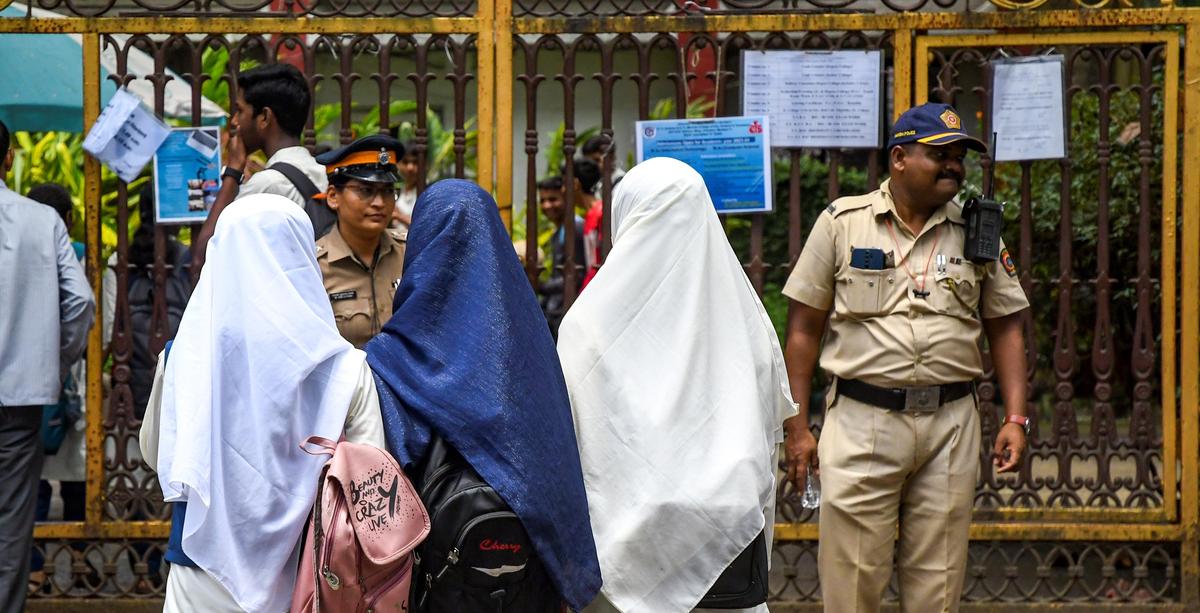 🚨🚨: Maharashtra Govt cancels 5% Muslim Reservation in jobs and Education