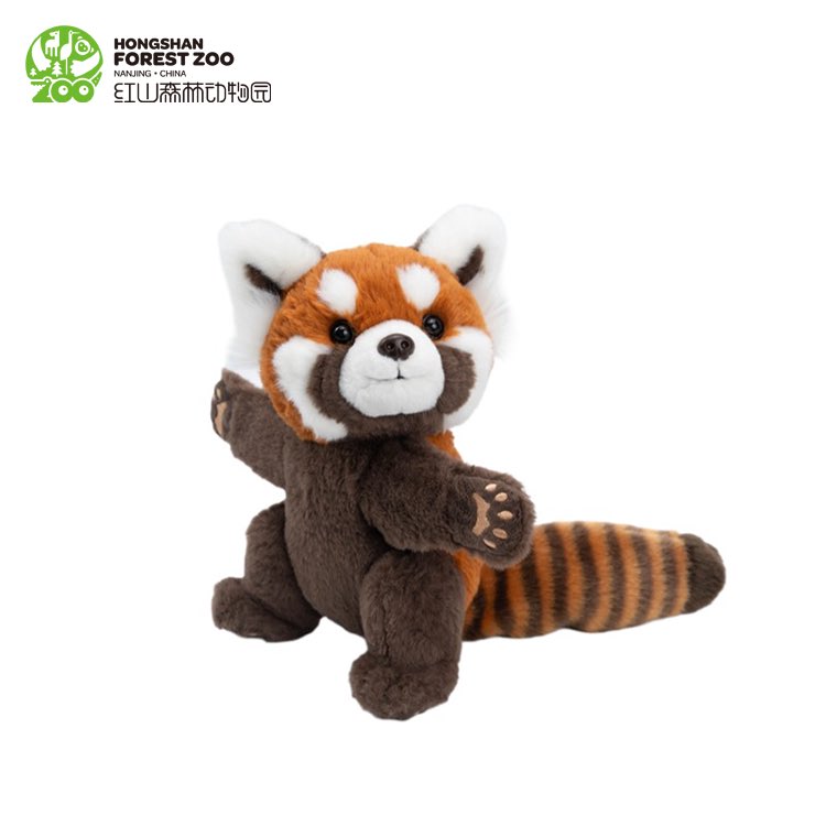 On New Year's Eve, February 16, Chinese actor Xiao Zhan posted a New Year greeting to netizens. Eagle-eyed netizens spotted a red panda doll from Nanjing Hongshan Forest Zoo in Xiao Zhan's photo, which triggered a buying spree among many fans and netizens.
Nanjing Hongshan Forest