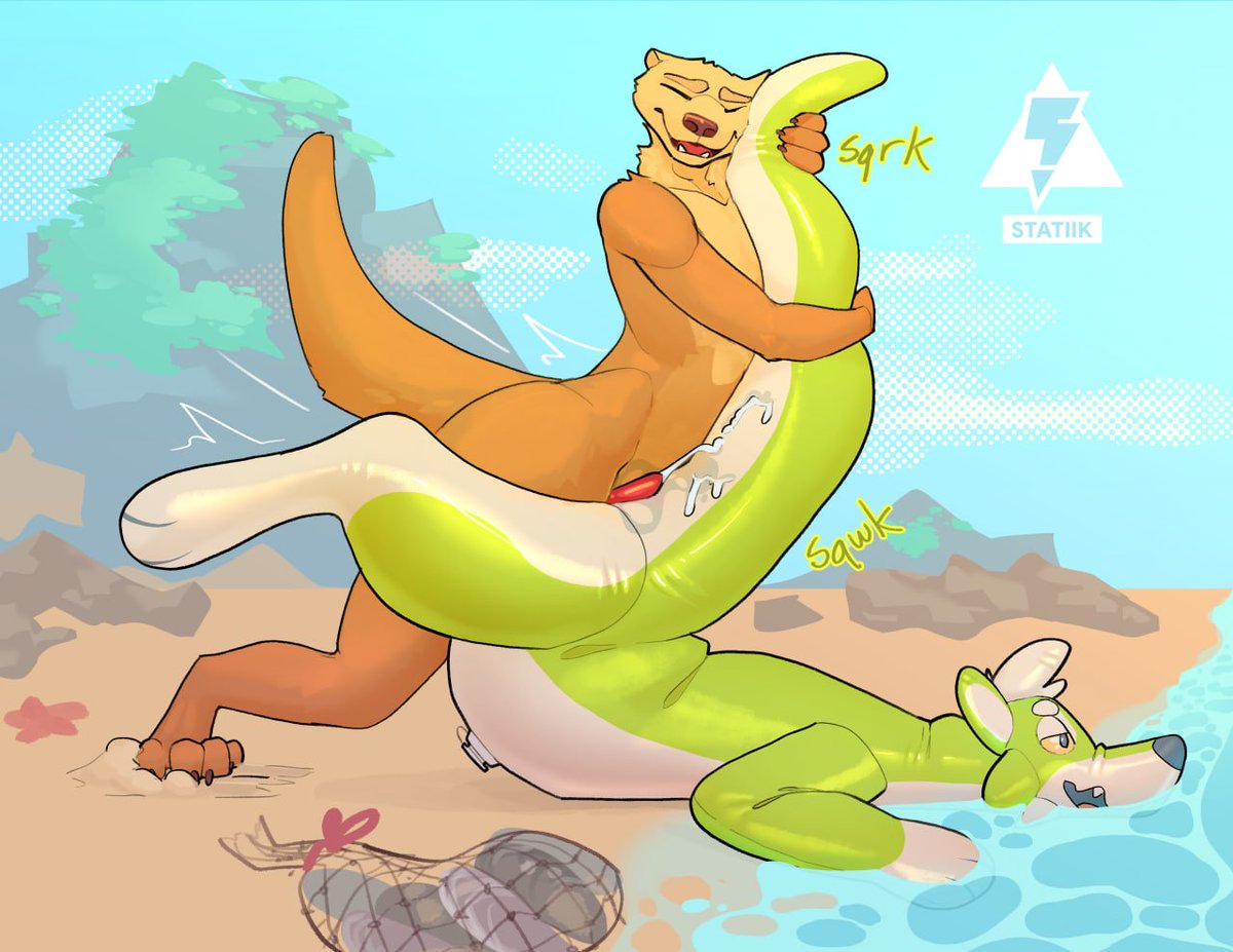 Squeaky (otter) on Squeaky (pool toy) action