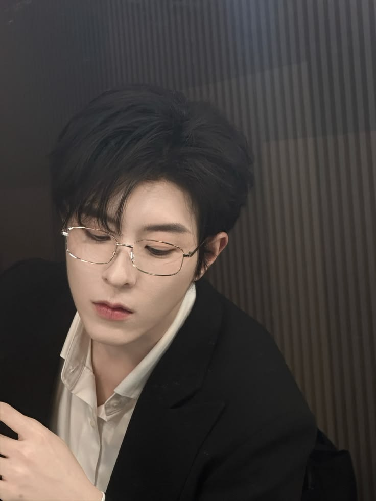 ก่อนมีแฟนเด็ก                     หลังมีแฟนเด็ก