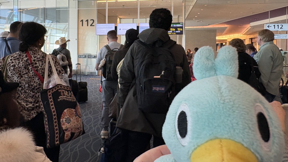 shachi32's tweet photo. 休み取れた!いってきます🛫
#GOTourLA https://t.co/9eUXPhGKUw