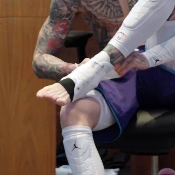 MeloHive 🛸💕 tweet media