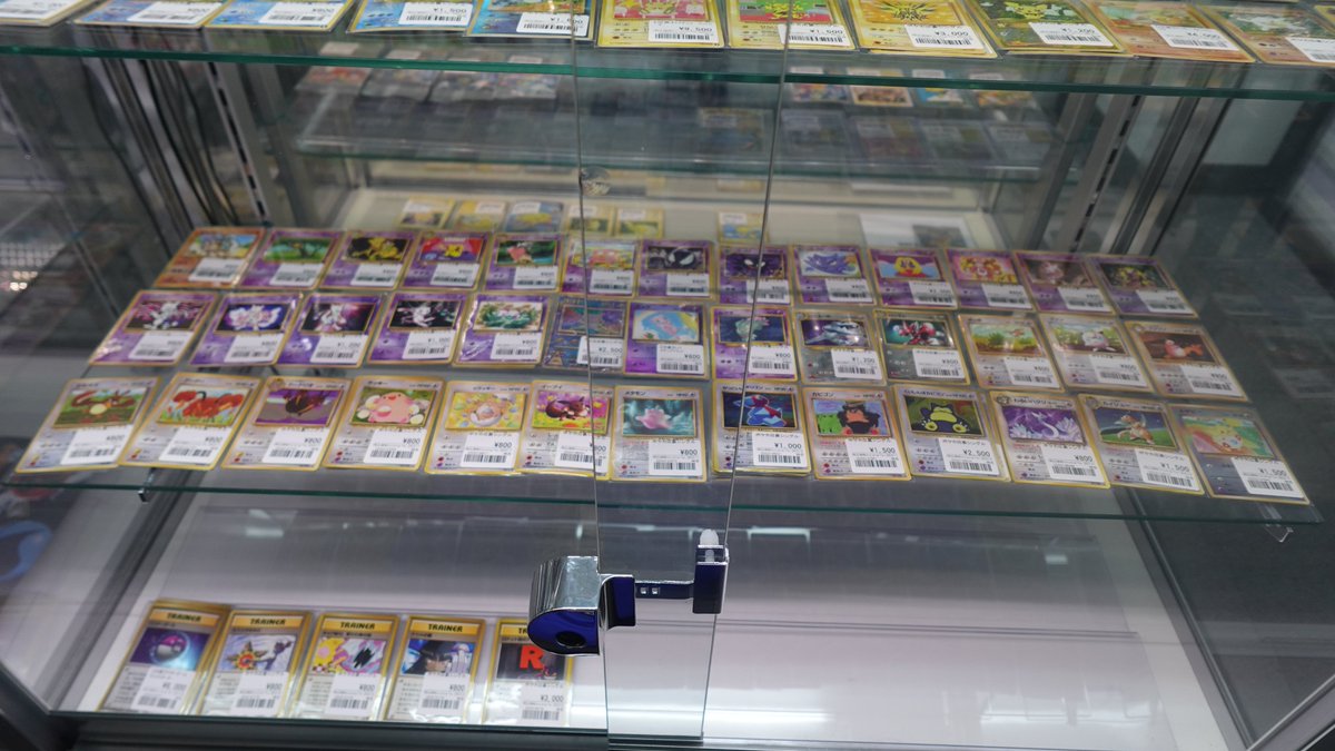 ポケカ】 ポケモンカード旧裏面、プロモのショーケースを品出ししま