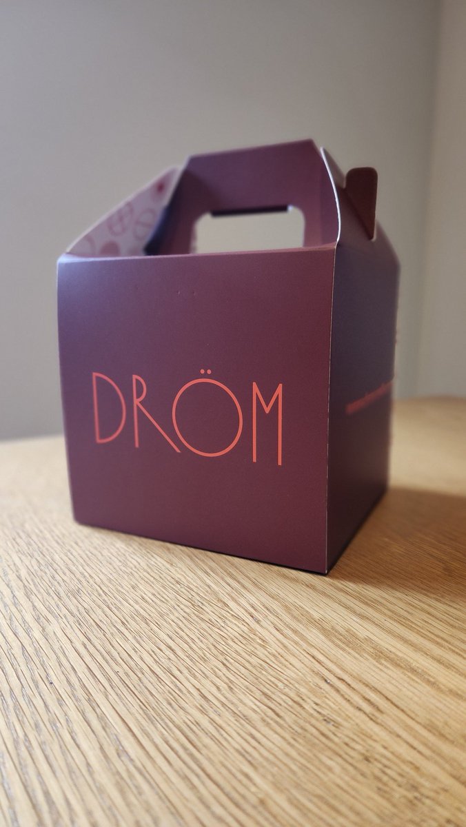 𝔥𝔦𝔰𝔰𝔶🌙 tweet media