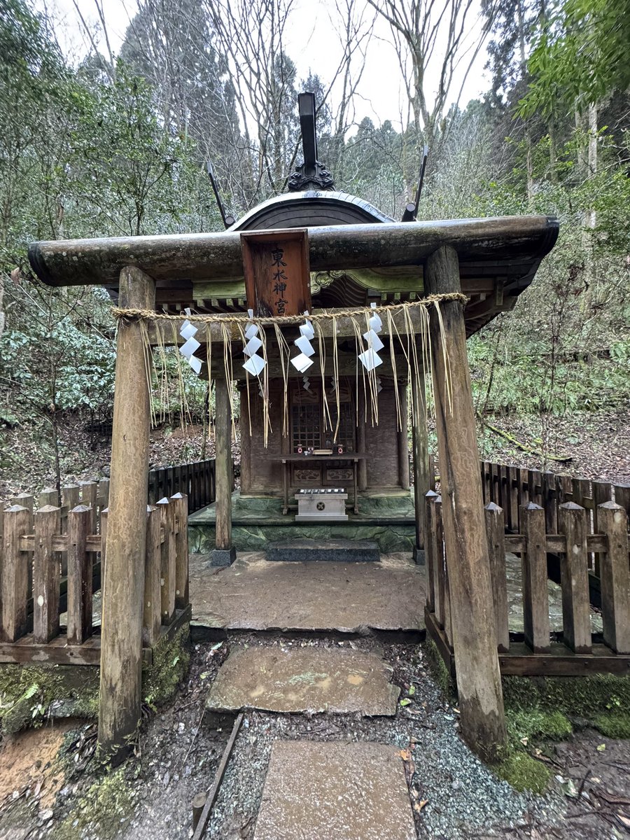 coooobra's tweet photo. すごい神社発見！
宮崎行く時にいつも通ってたけど気づかなかった、日本で最古みたい
#弊立神宮 https://t.co/QlPkFh0Rko