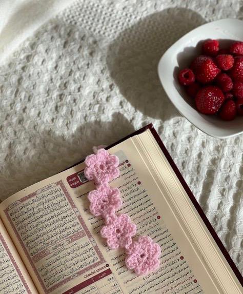 معه نجد البركة في اتساع أرواحنا ،
وامتداد النور من حولنا🍓💕✨.