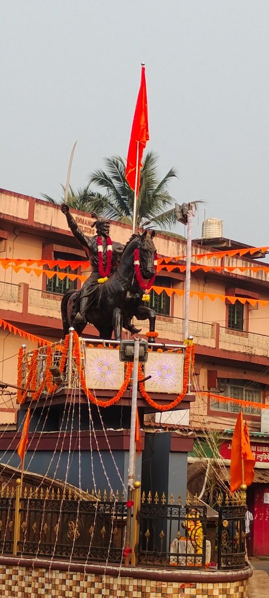 VDurbhatkar's tweet photo. Wishing you all Happy Shiv Jayanti Utsav. #chatrapatishivajimaharaj, 
#shivjayanti https://t.co/FWuPEzUtYw