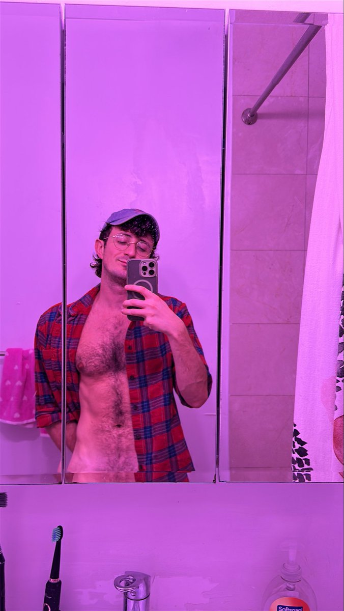 Colin McCarthy tweet media