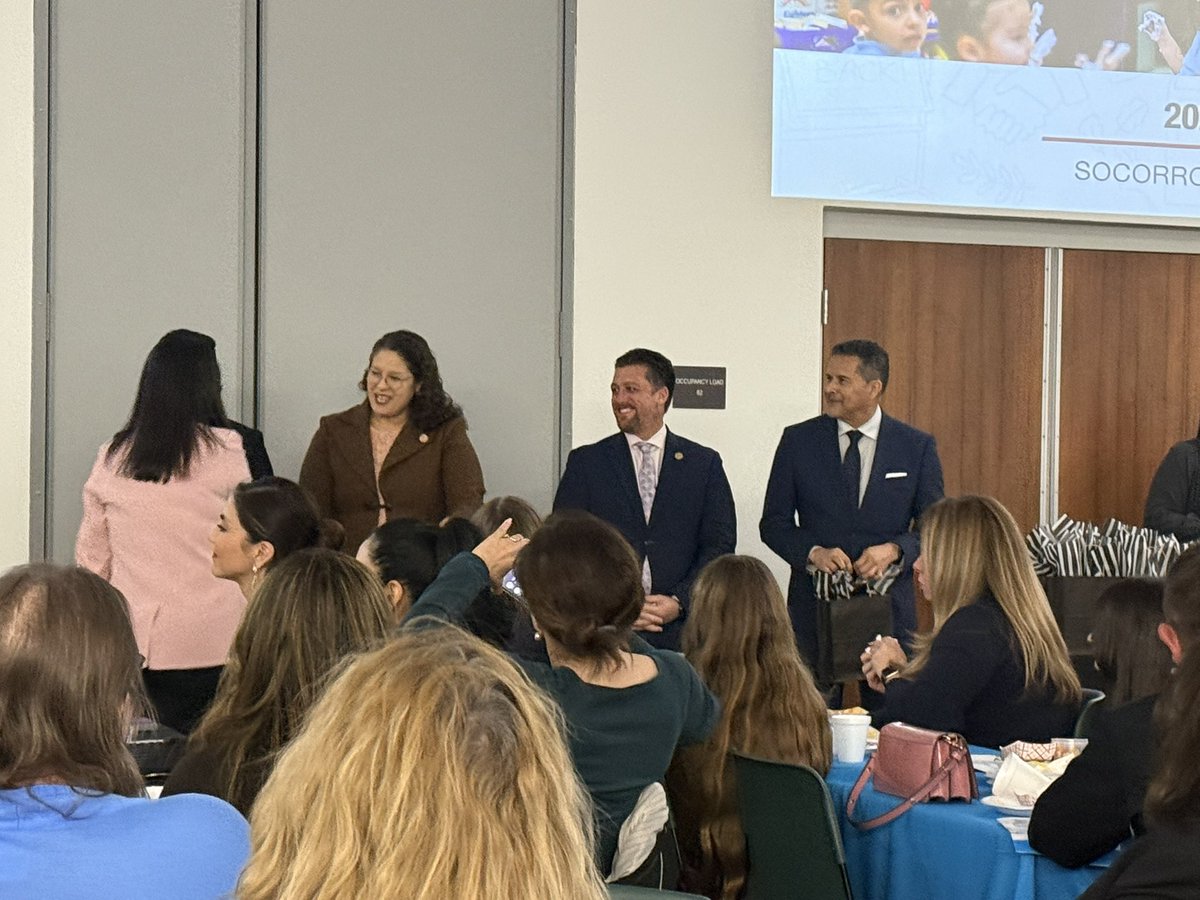 Leslie Thomas tweet media