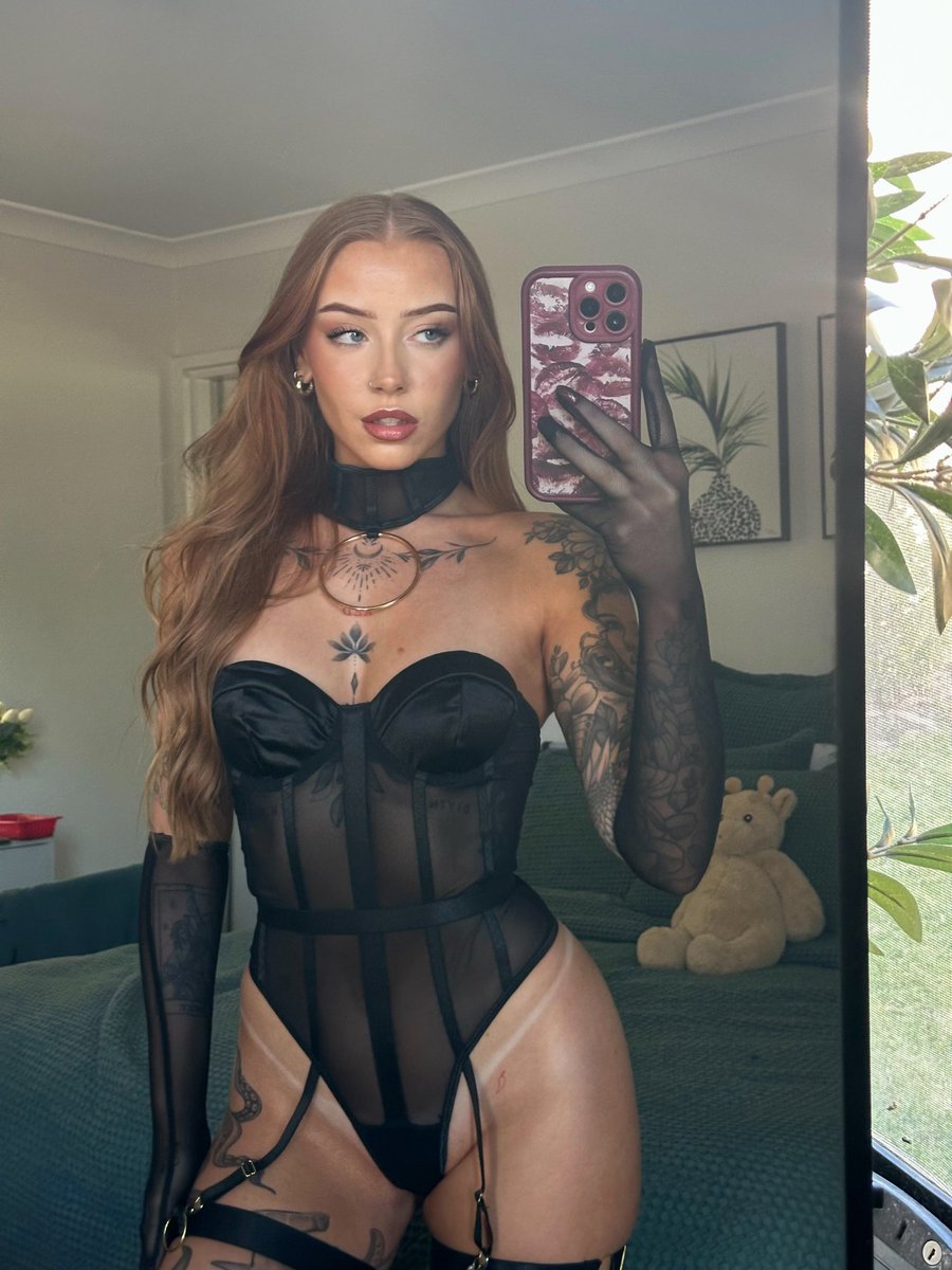 Little Miss Red tweet media