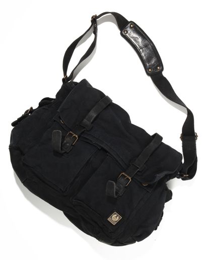 _Nimbus0's tweet photo. how does pinterest see me ? 🤔

-  top
-  bottoms
-  bag
-  footwear https://t.co/SpxPXOXigE
