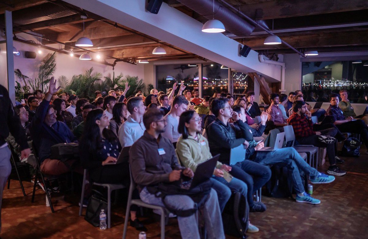 AI Valley tweet media