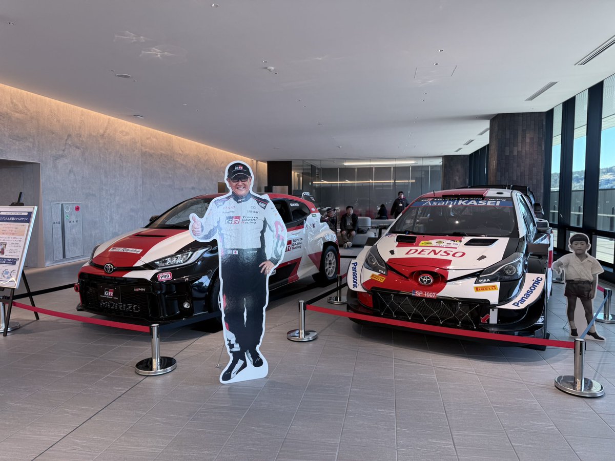 puff_cbblue's tweet image. トヨタ自動車
トヨタテクニカルセンター下山

豊田の山奥
突如
現れる
開発拠点…

確かに
クルマ
作ってそうな
アタマ良さそうな
技術者が歩いてる

入っていいのかな
と思ってたら
突如
現れる
目玉の
GRGT

びっくり‼️でぢた🤣