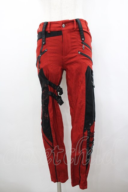 入荷しました🐰 Ozz Croce / クロスモチーフZIPデザインパンツ 赤X黒