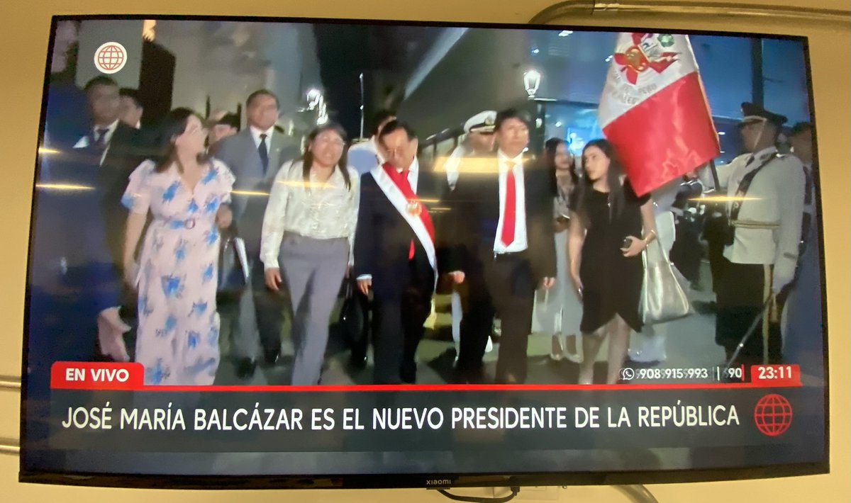 mauriola's tweet photo. Y en el inicio del año nuevo chino...
Ahí vamos ...
Vía @noticiAmerica https://t.co/wmRh9ebpyZ