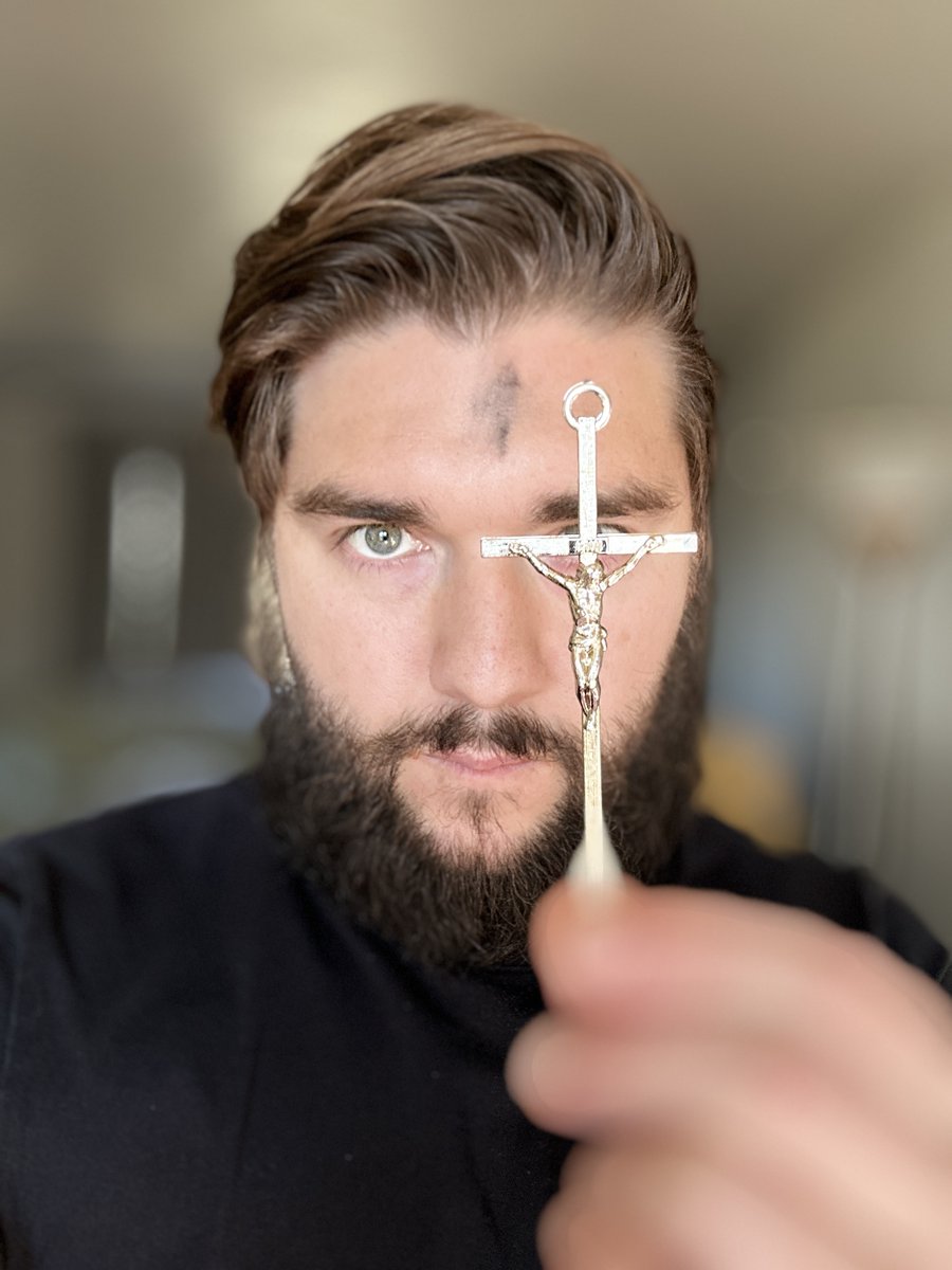 Alexander McArthy tweet media