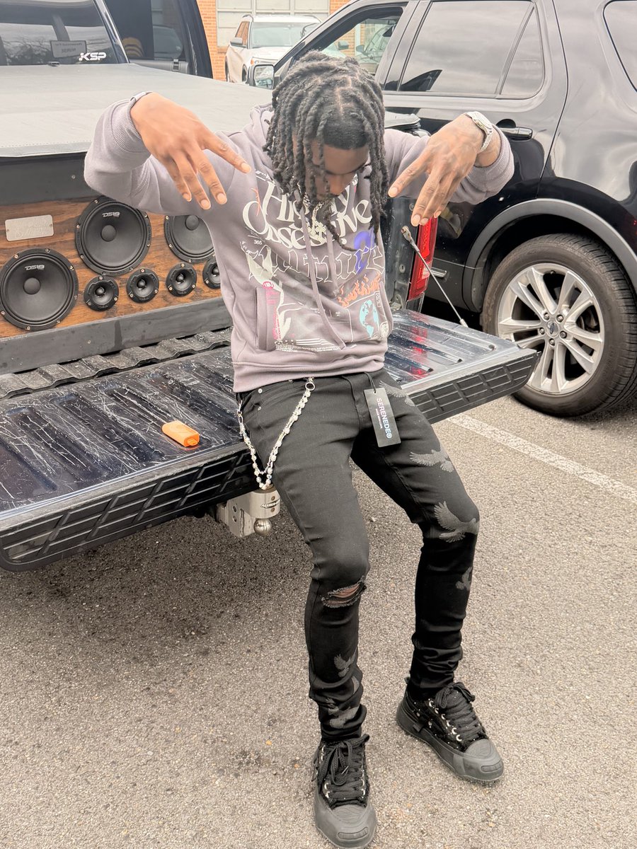 llitkeith🦦 tweet media