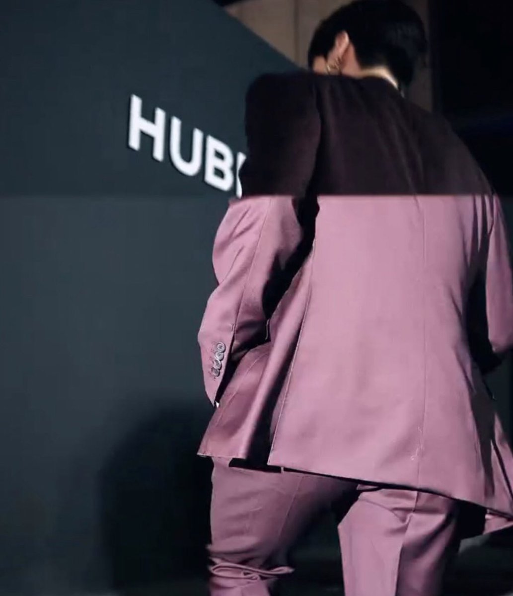the suit isn’t even tight but his muscles are so big